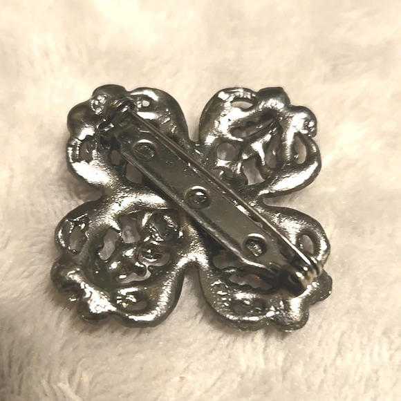 #473 Vintage flower brooch - Picture 5 of 5